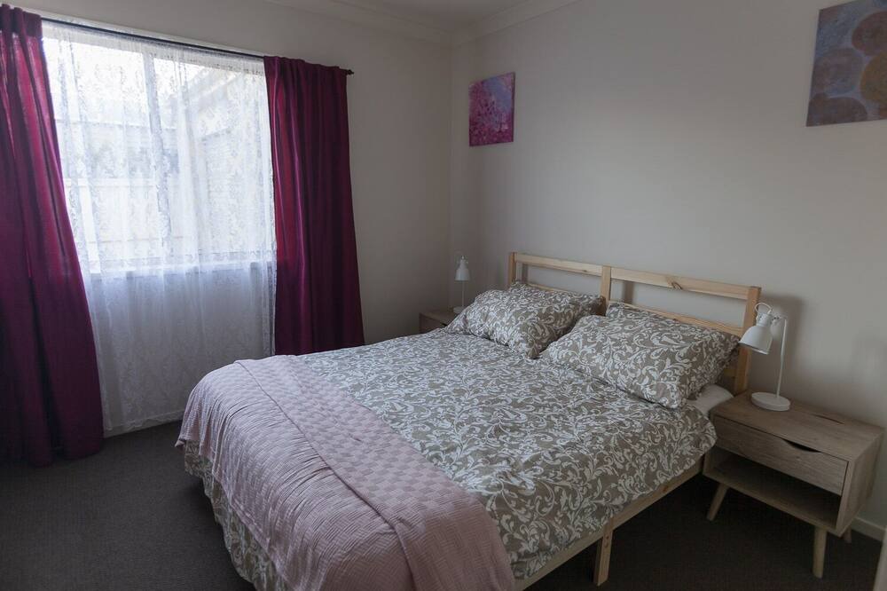 Photo of Bedroom in Clifton Springs