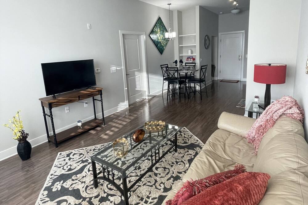 Photo of Livingroom in Downtown