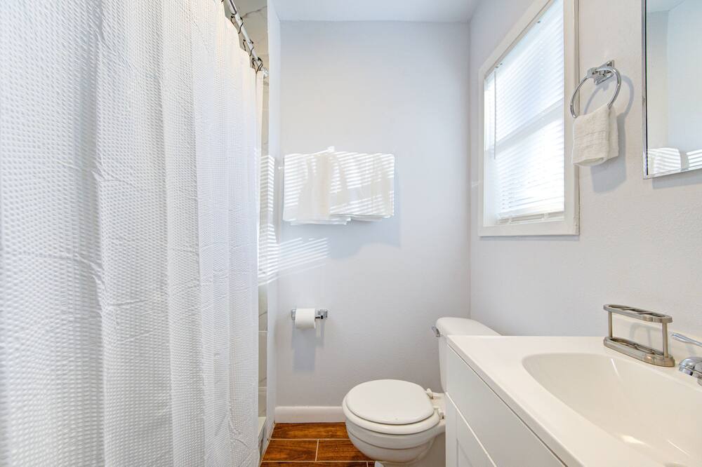 Photo of Bathroom in Beaumont