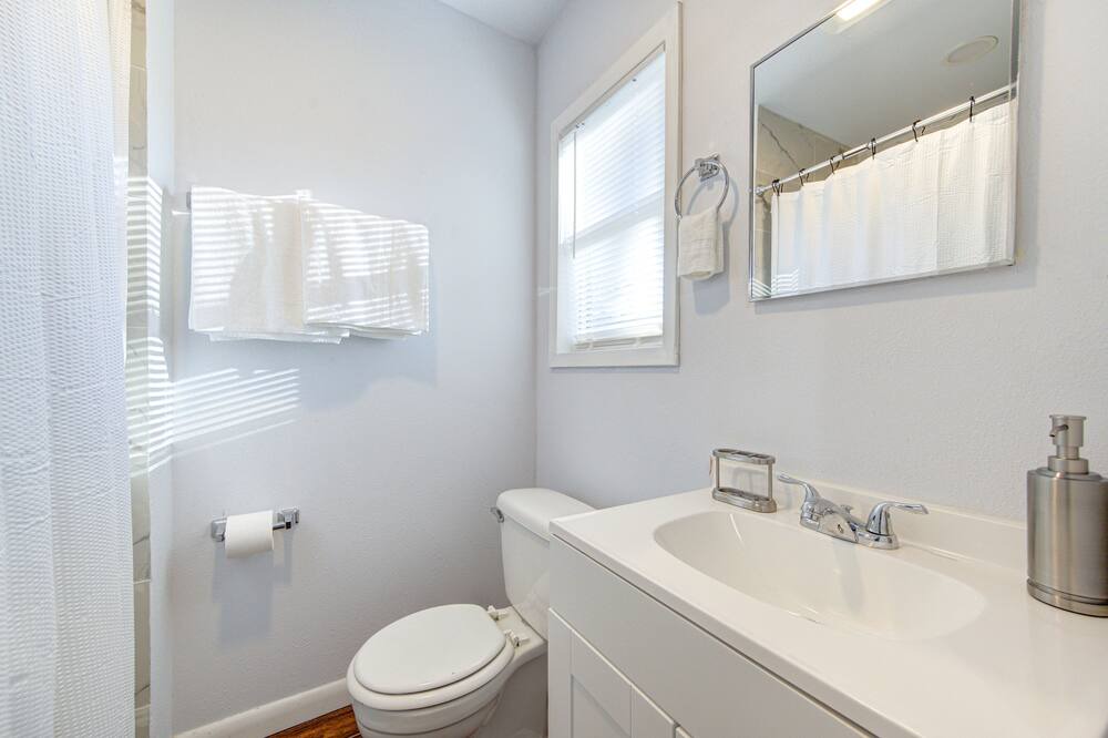 Photo of Bathroom in Beaumont
