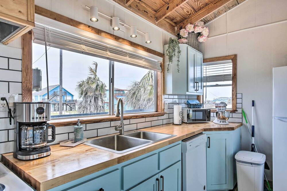 Photo of Kitchen in Cedar Lane