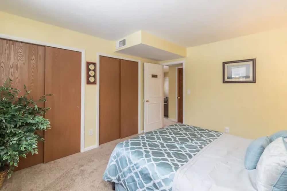 Photo of Bedroom in Clifton Park
