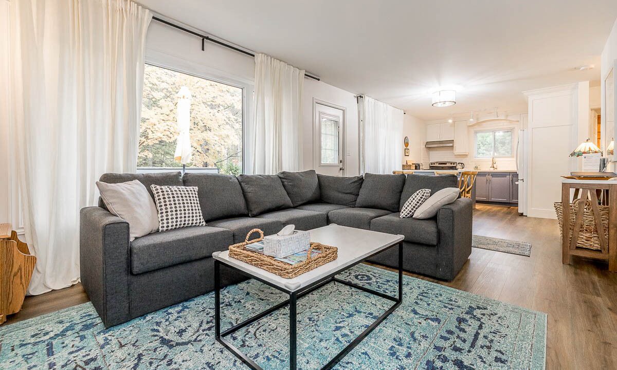 Photo of Livingroom in Lafontaine