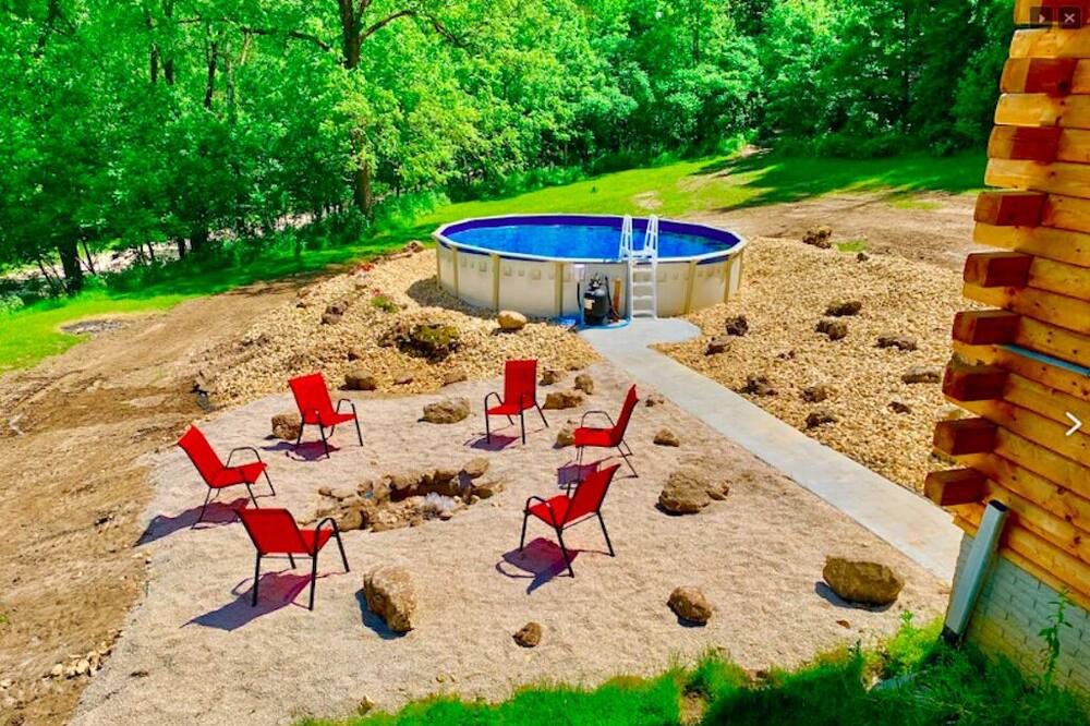 Photo of Outdoor in Lansing