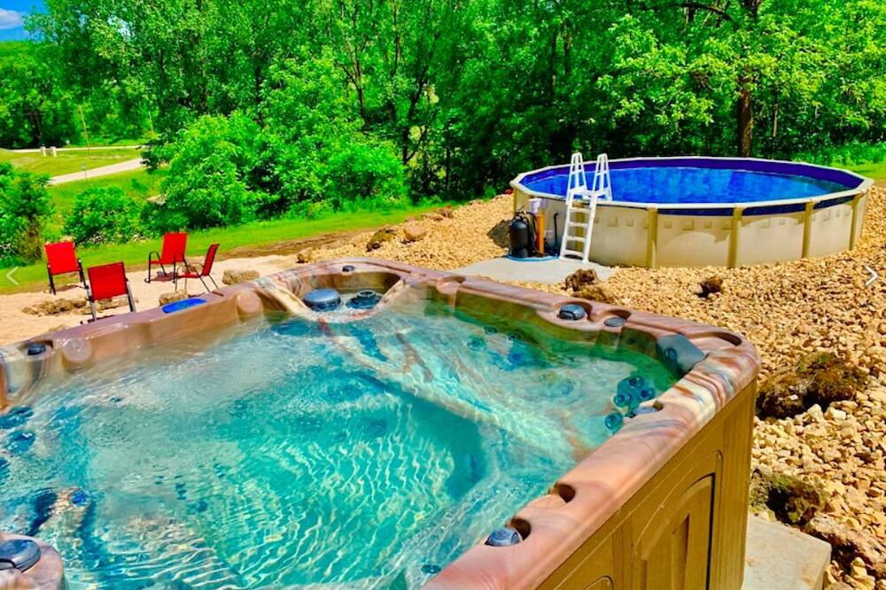 Photo of Others in Lansing