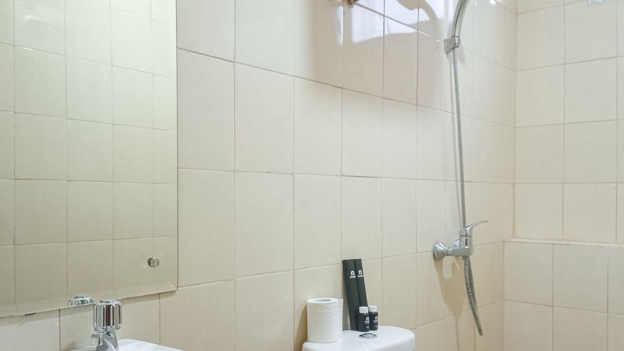 Photo of Bathroom in Panakkukang