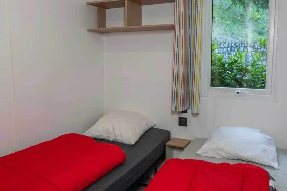 Photo of Bedroom in Pourcharesses