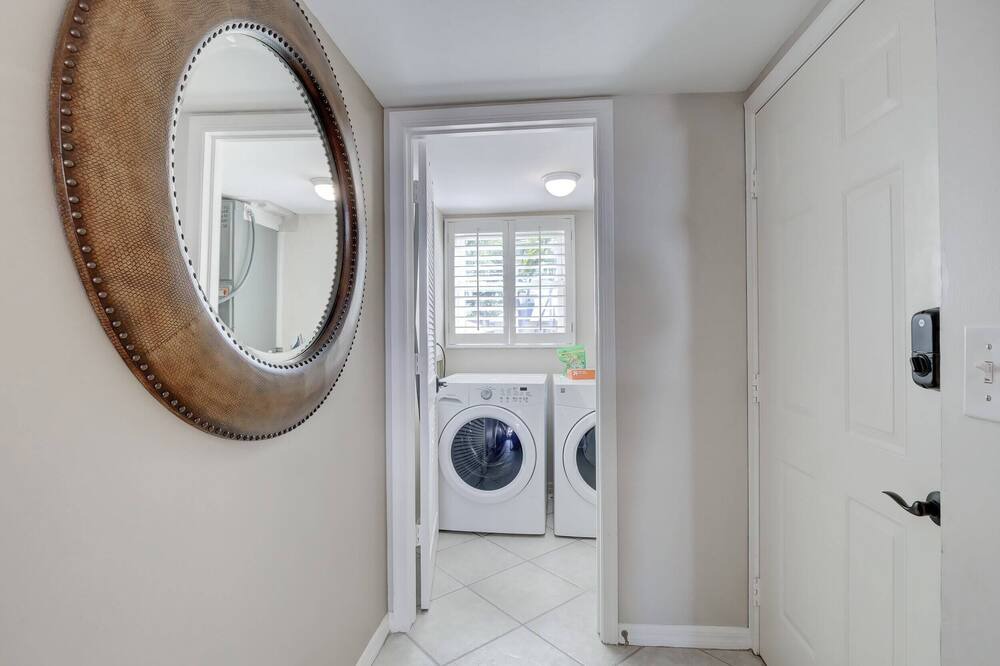 Photo of Bedroom in Royal Harbor