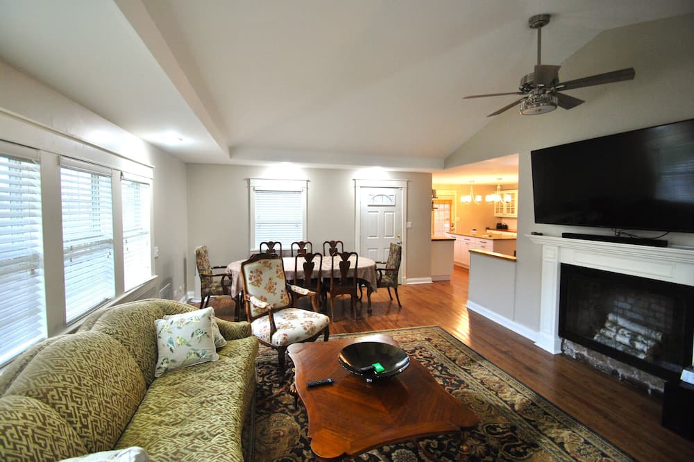 Photo of Others in Willowbrook