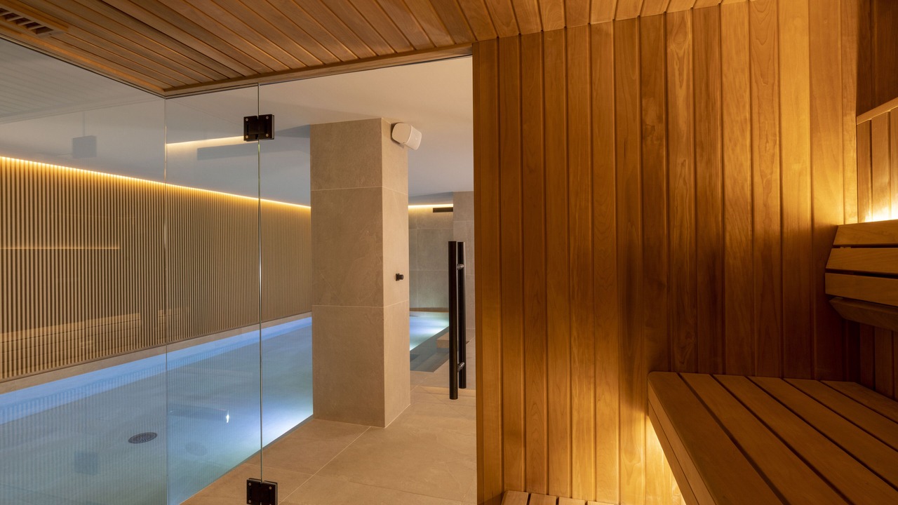 Photo of Bedroom in 10th Arrondissement