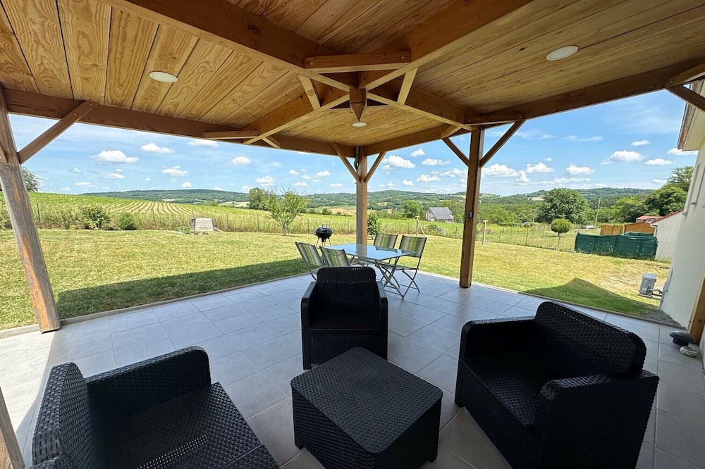 Photo of Patio Balcony in Fleurat