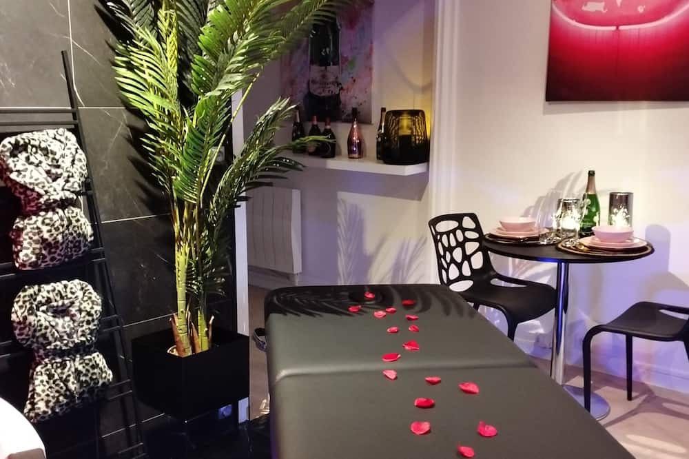 Photo of Others in Epernay