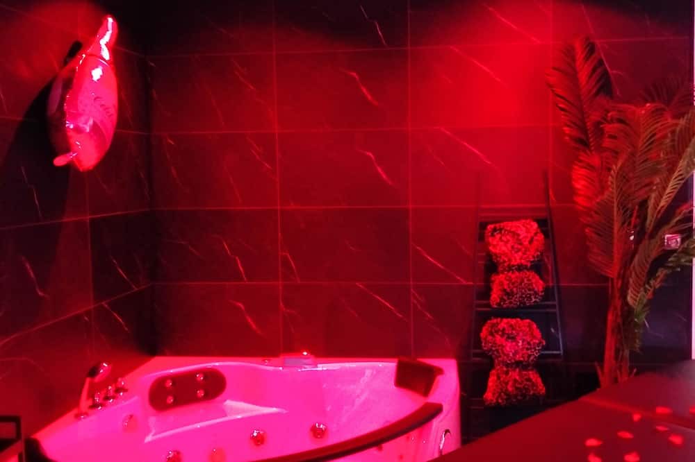 Photo of Bathroom in Epernay