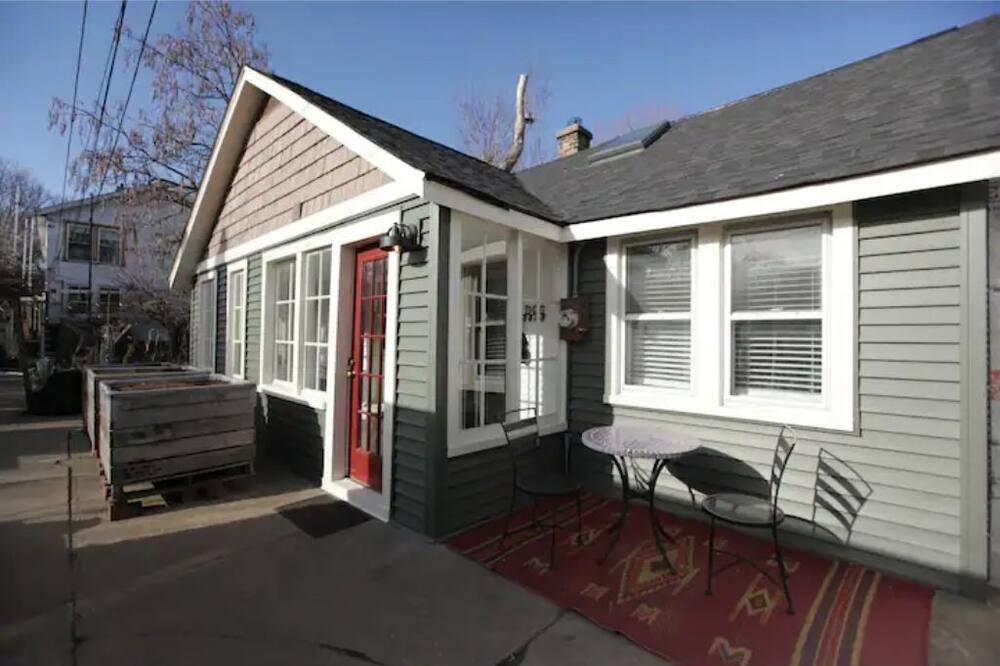 Photo of Outdoor in Evanston
