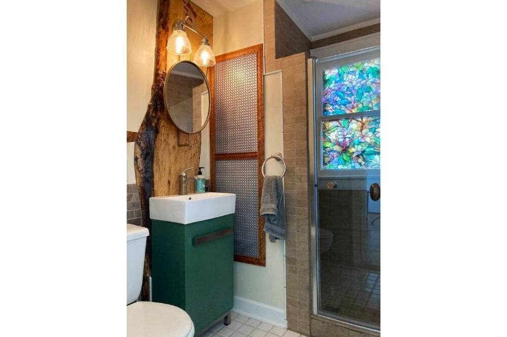 Photo of Bathroom in Evanston