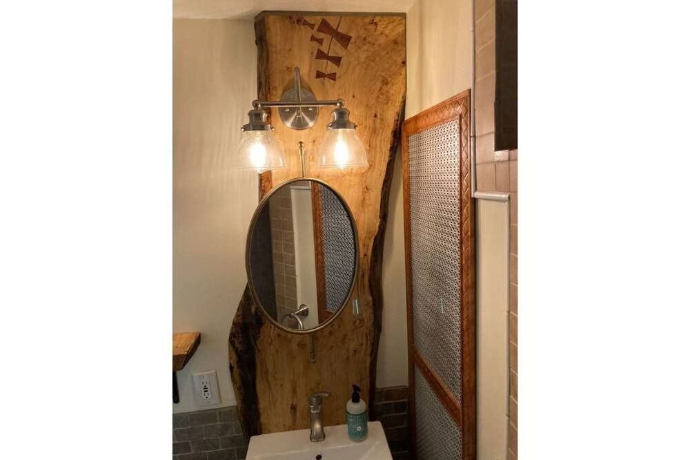 Photo of Bathroom in Evanston