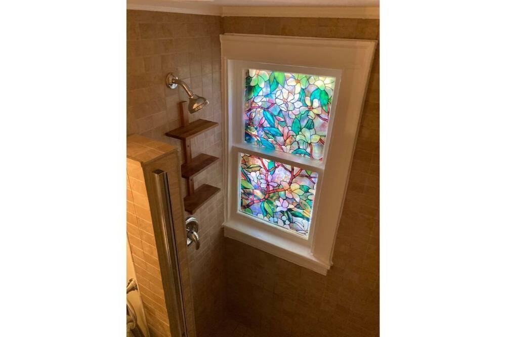 Photo of Bedroom in Evanston