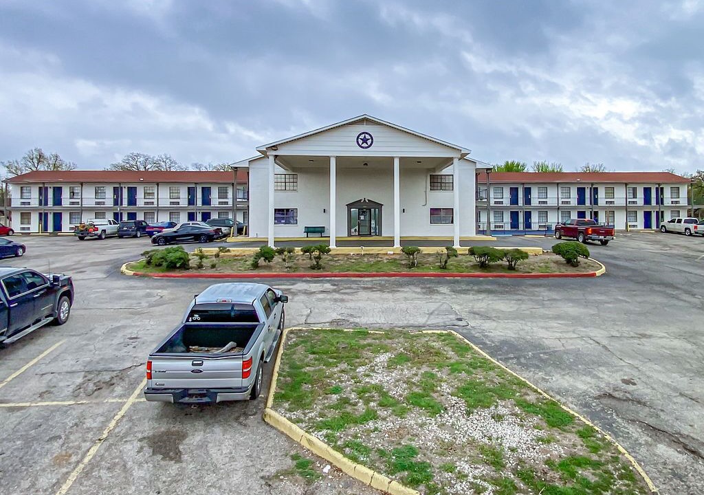 Photo of Outdoor in Graham