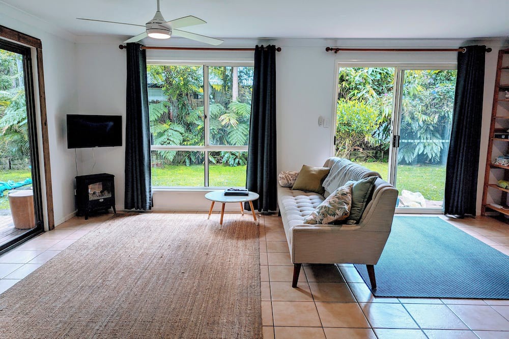 Photo of Others in Springbrook