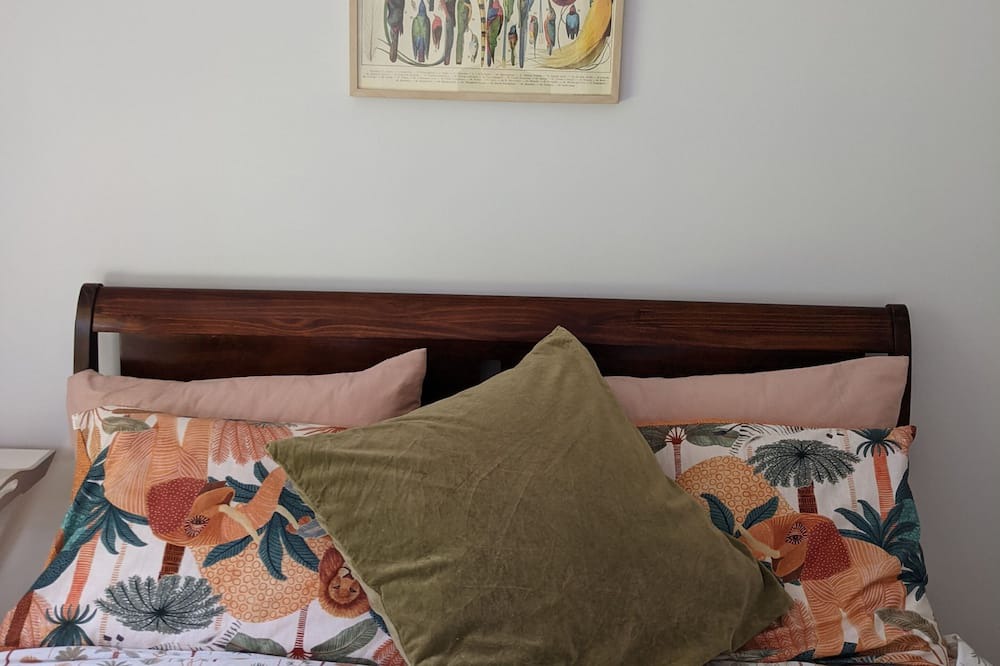 Photo of Bedroom in Springbrook