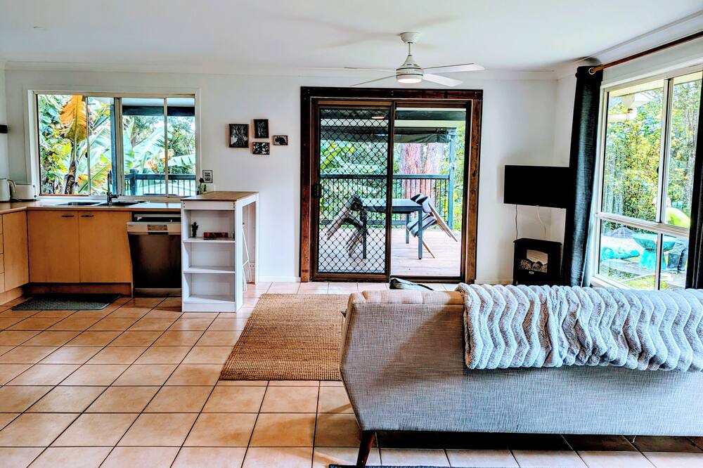 Photo of Others in Springbrook