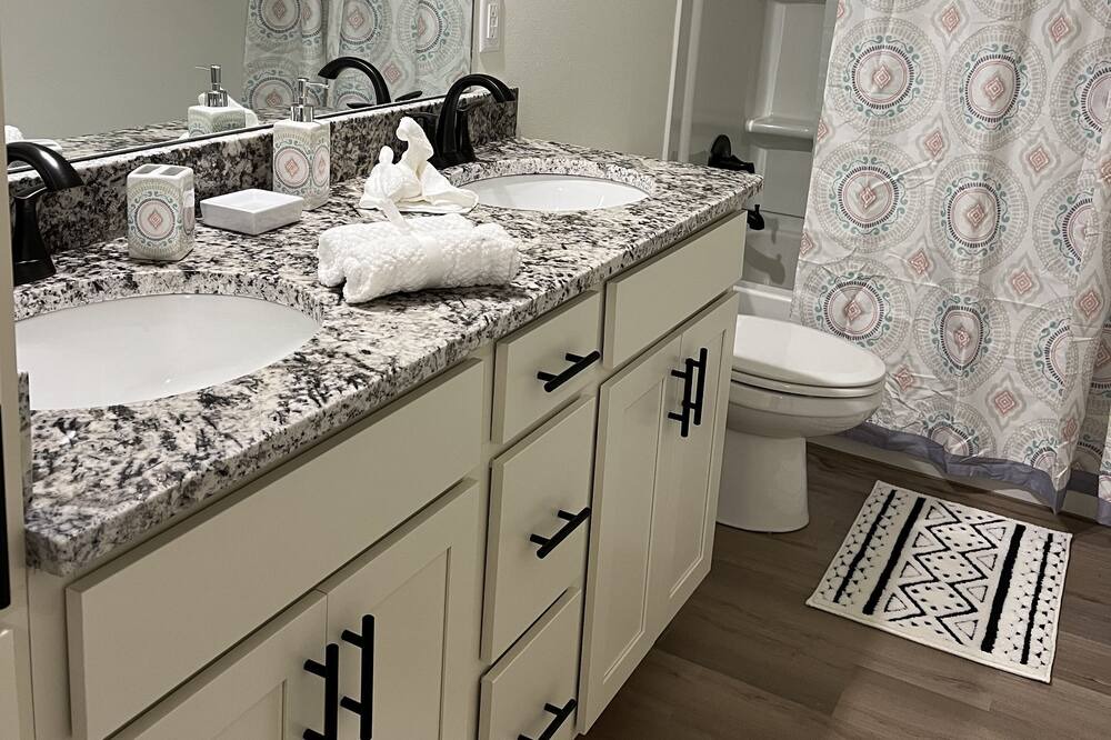 Photo of Bathroom in Lake Charles