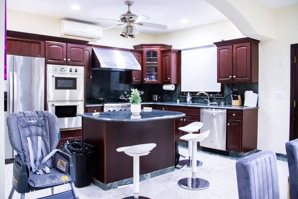 Photo of Kitchen in Bergen Beach