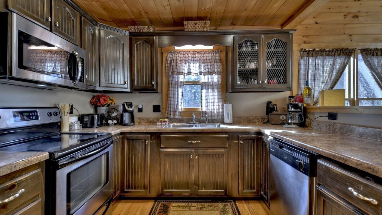 Photo of Kitchen in Eagle Mountain