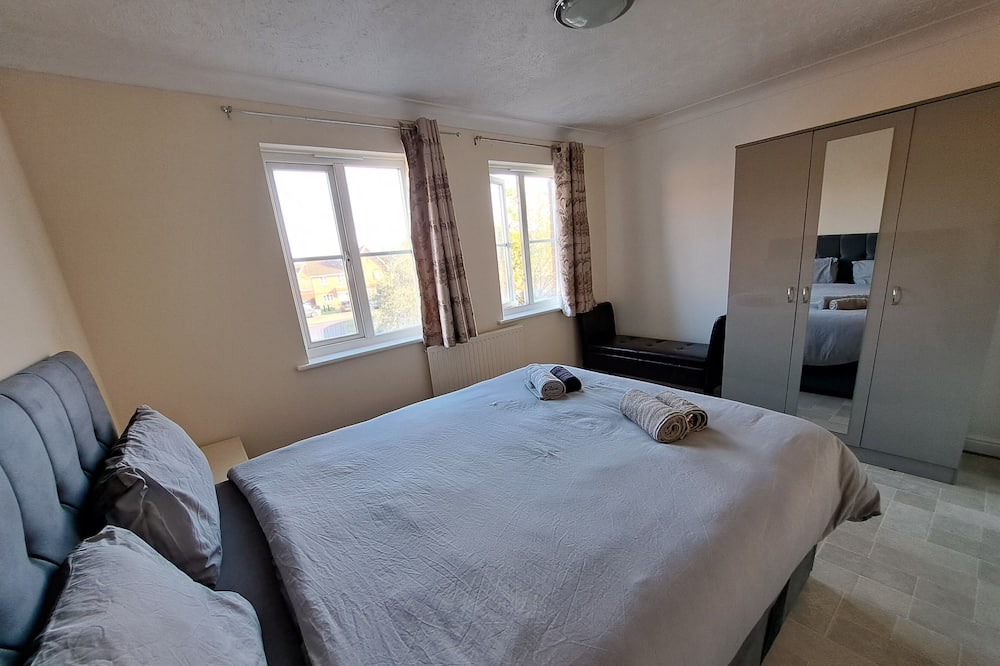 Photo of Bedroom in Thamesmead