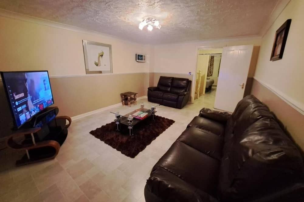 Photo of Others in Thamesmead