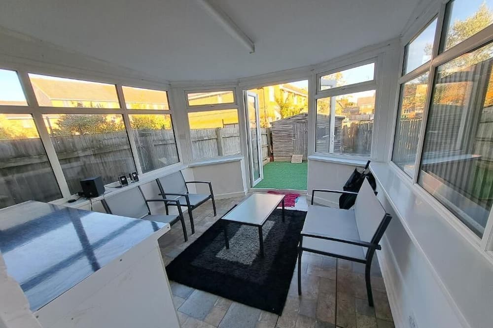 Photo of Others in Thamesmead