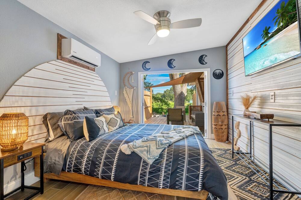 Photo of Others in Conway