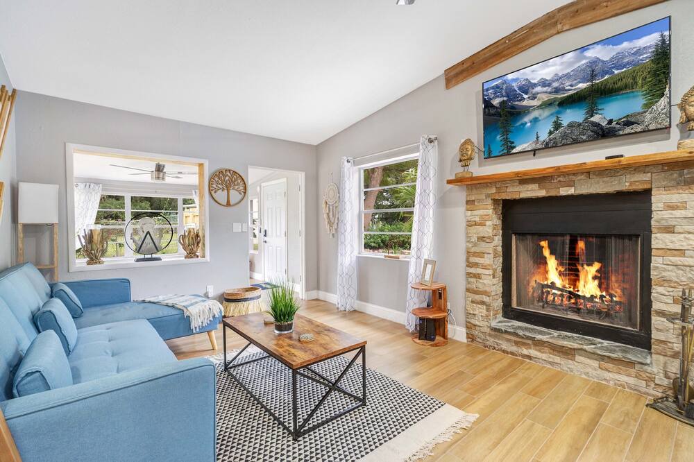 Photo of Others in Conway