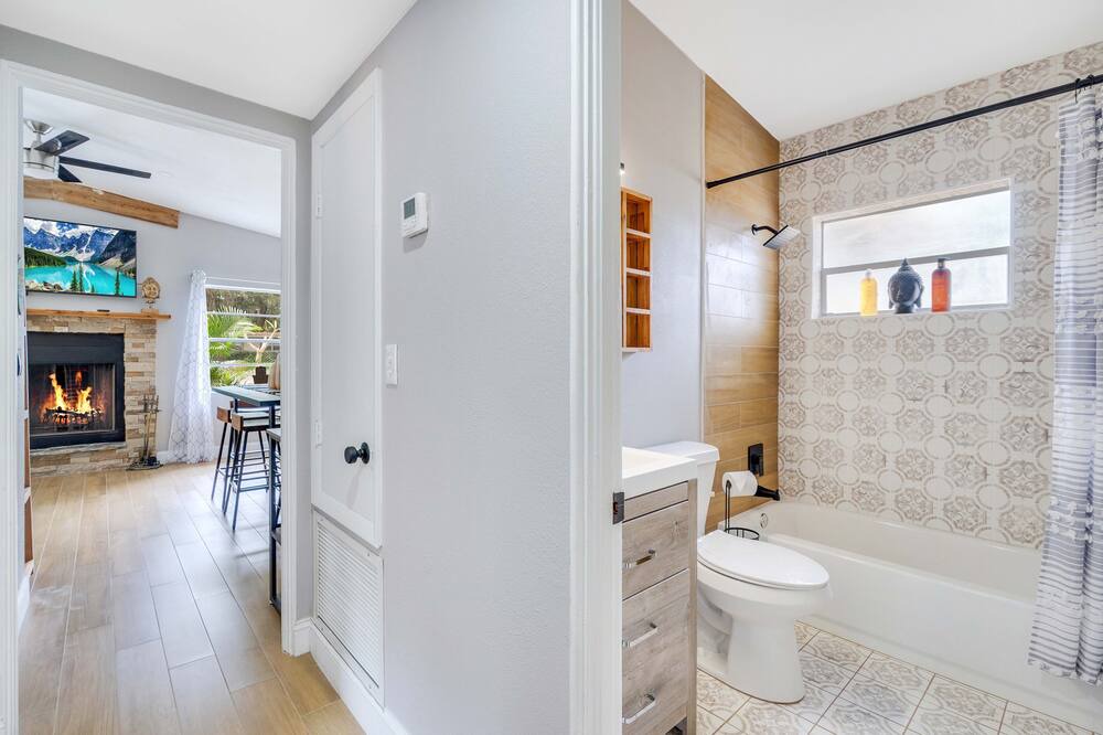 Photo of Others in Conway