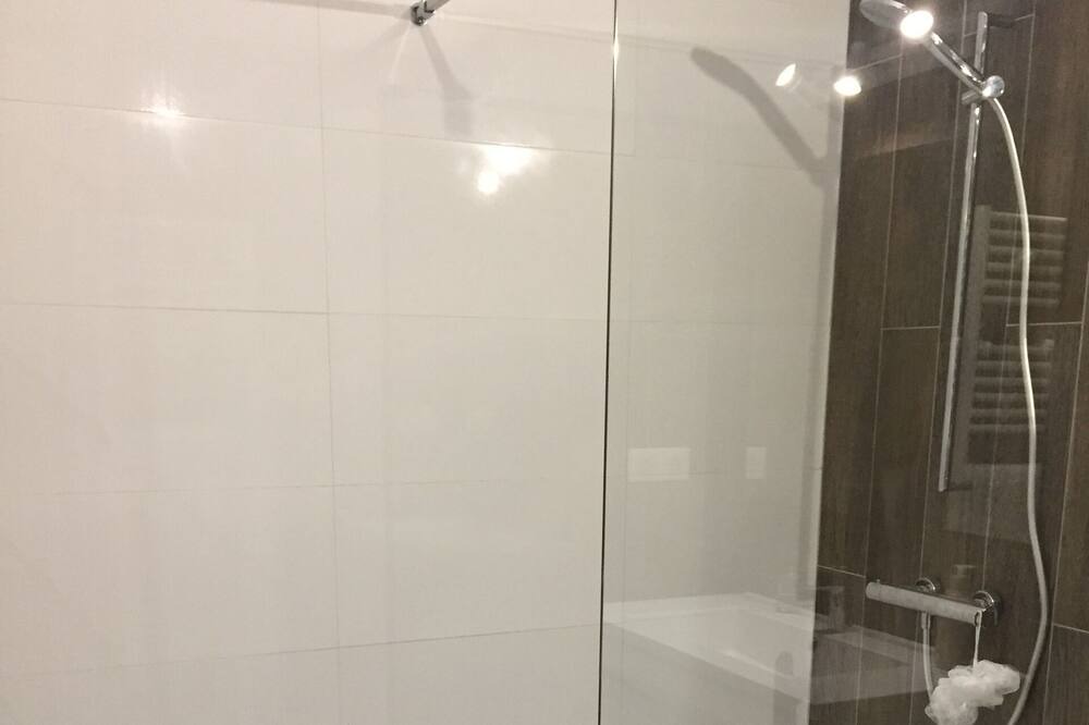 Photo of Bathroom in Bergerac