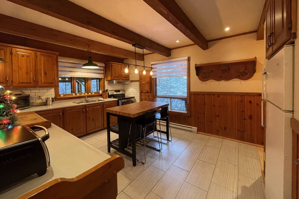 Photo of Kitchen in Saint-Faustin-Lac-Carre