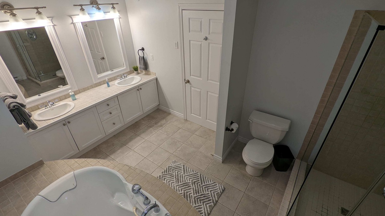 Photo of Bathroom in Pasadena