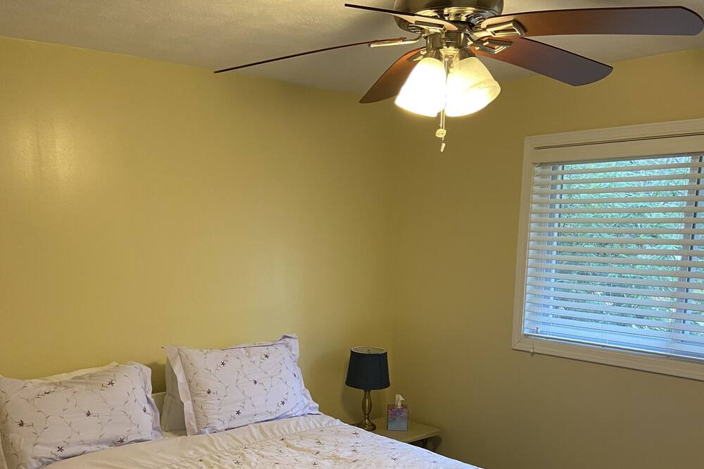 Photo of Bedroom in Georgetown