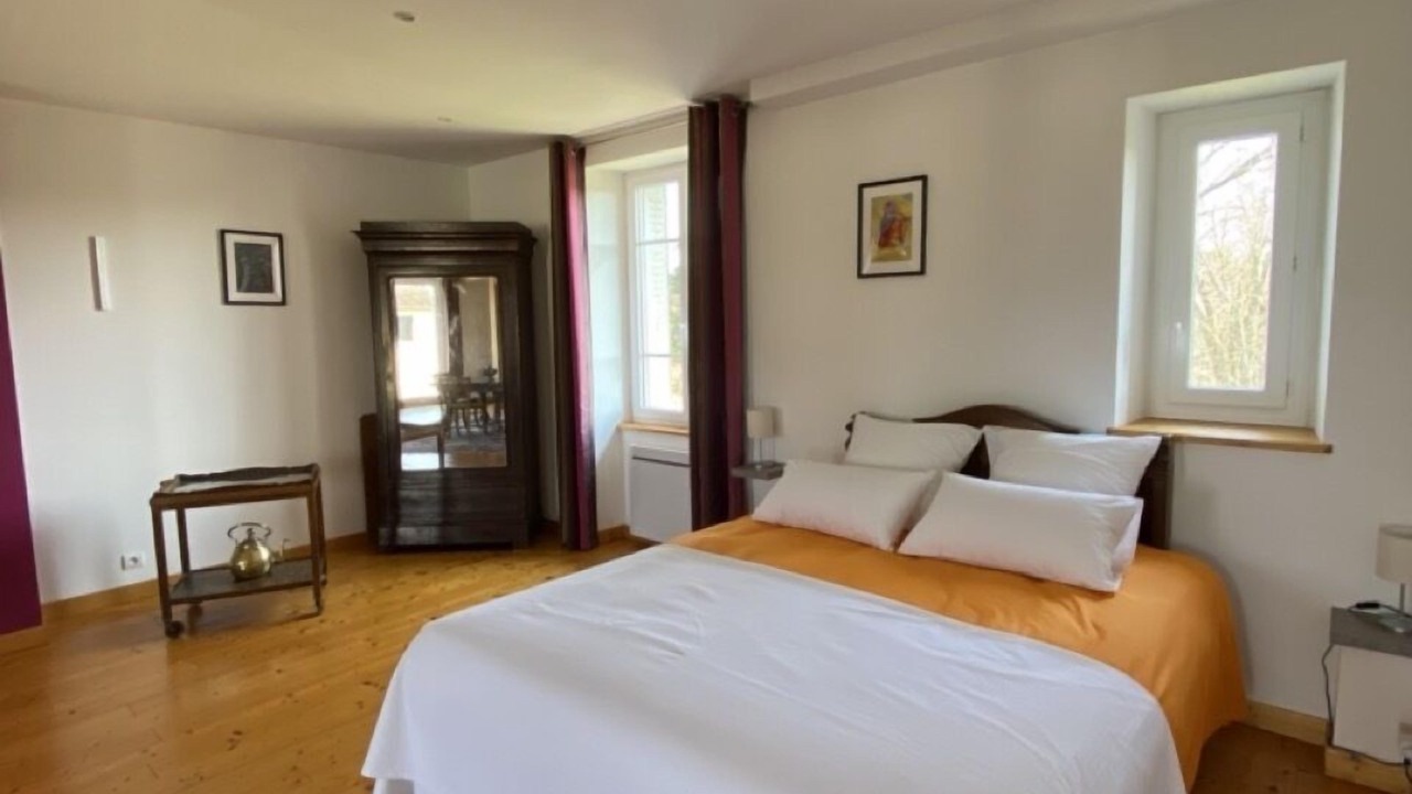 Photo of Bedroom in Chaumergy