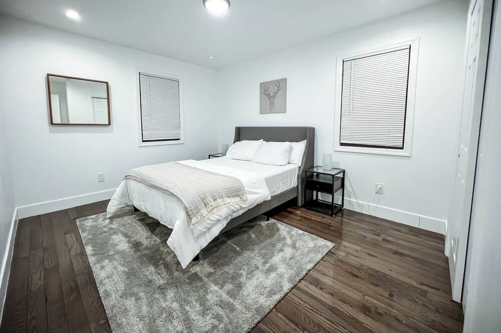 Photo of Bedroom in Queens
