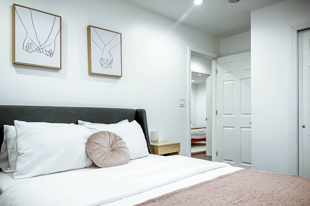 Photo of Bedroom in Queens