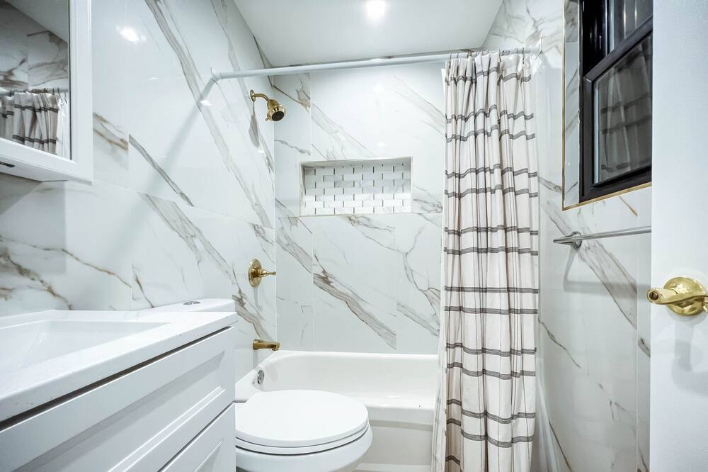 Photo of Bathroom in Queens