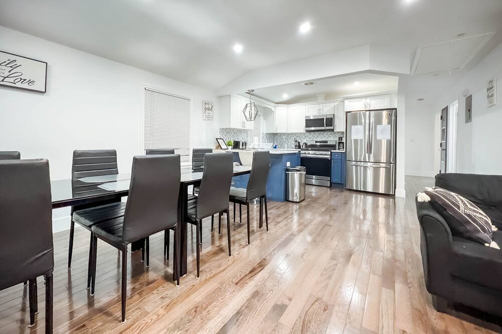 Photo of Others in Queens