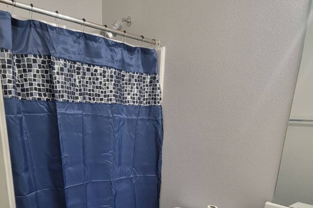 Photo of Bathroom in Central Southwest