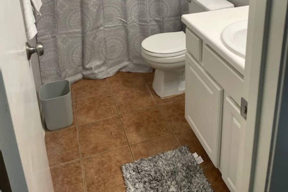 Photo of Bathroom in Central Southwest