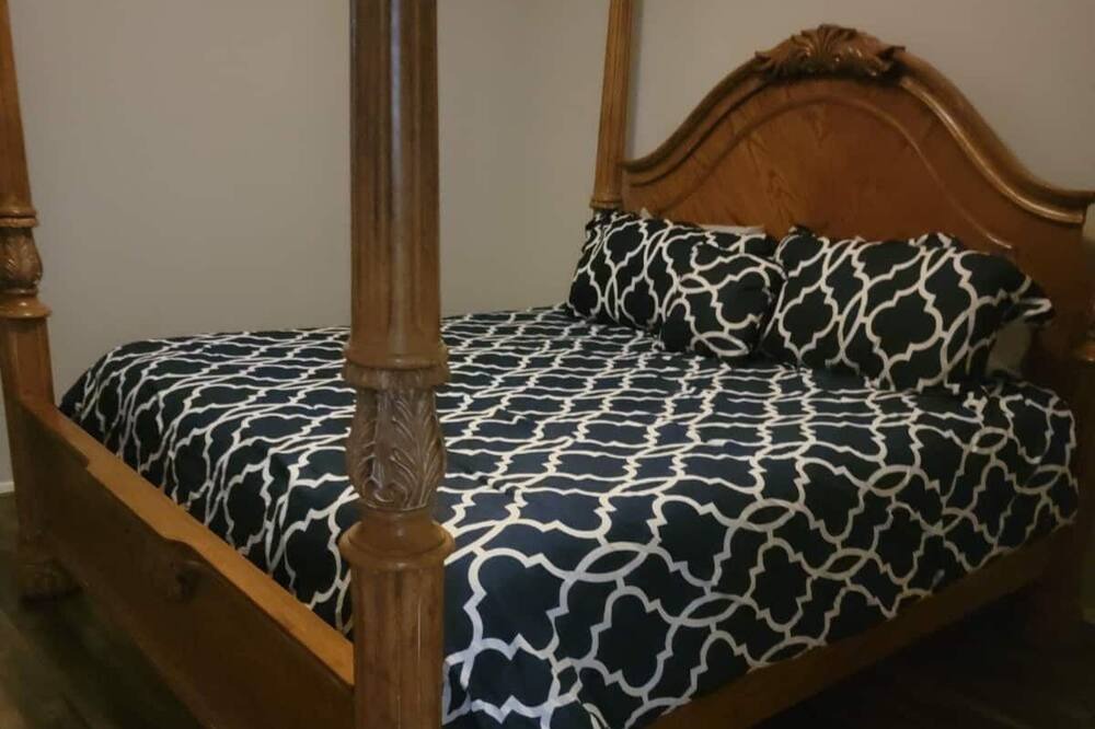 Photo of Bedroom in Central Southwest