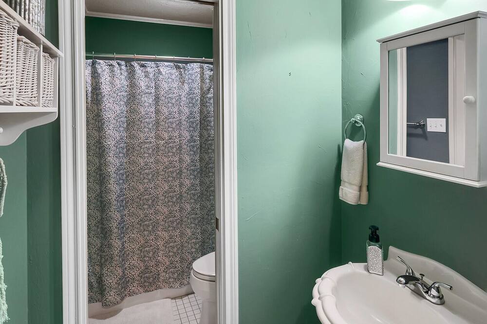 Photo of Bathroom in Woodway