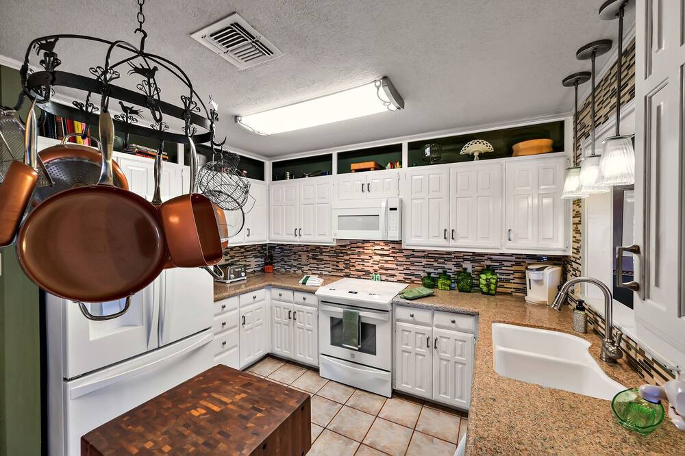 Photo of Kitchen in Woodway