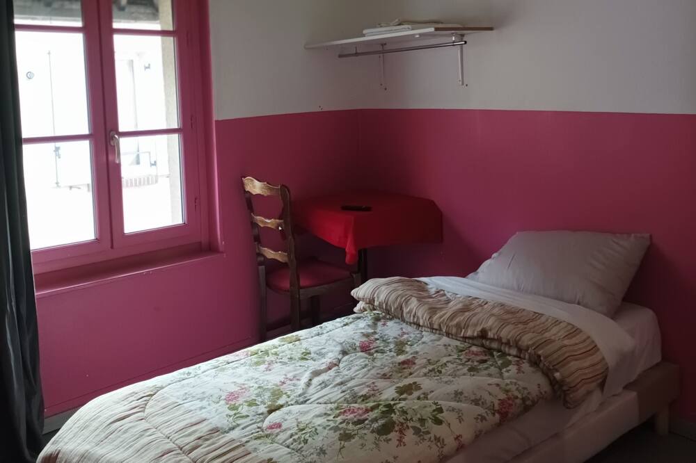 Photo of Bedroom in Dreux