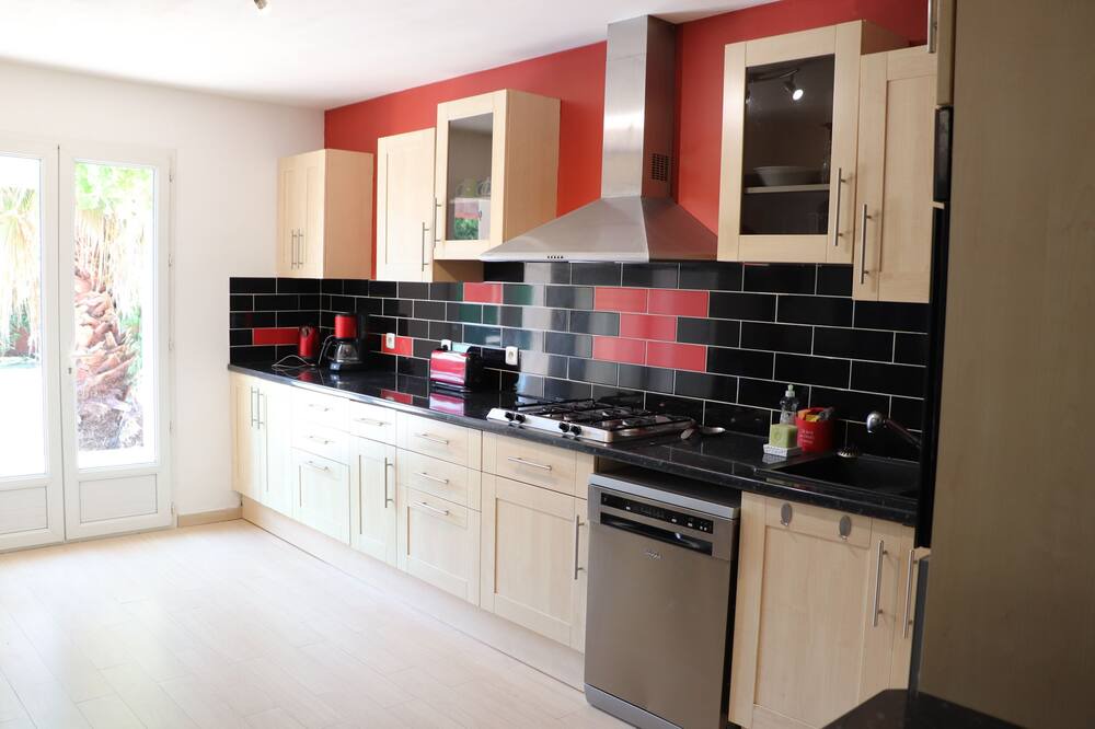 Photo of Kitchen in Ribaute-les-Tavernes